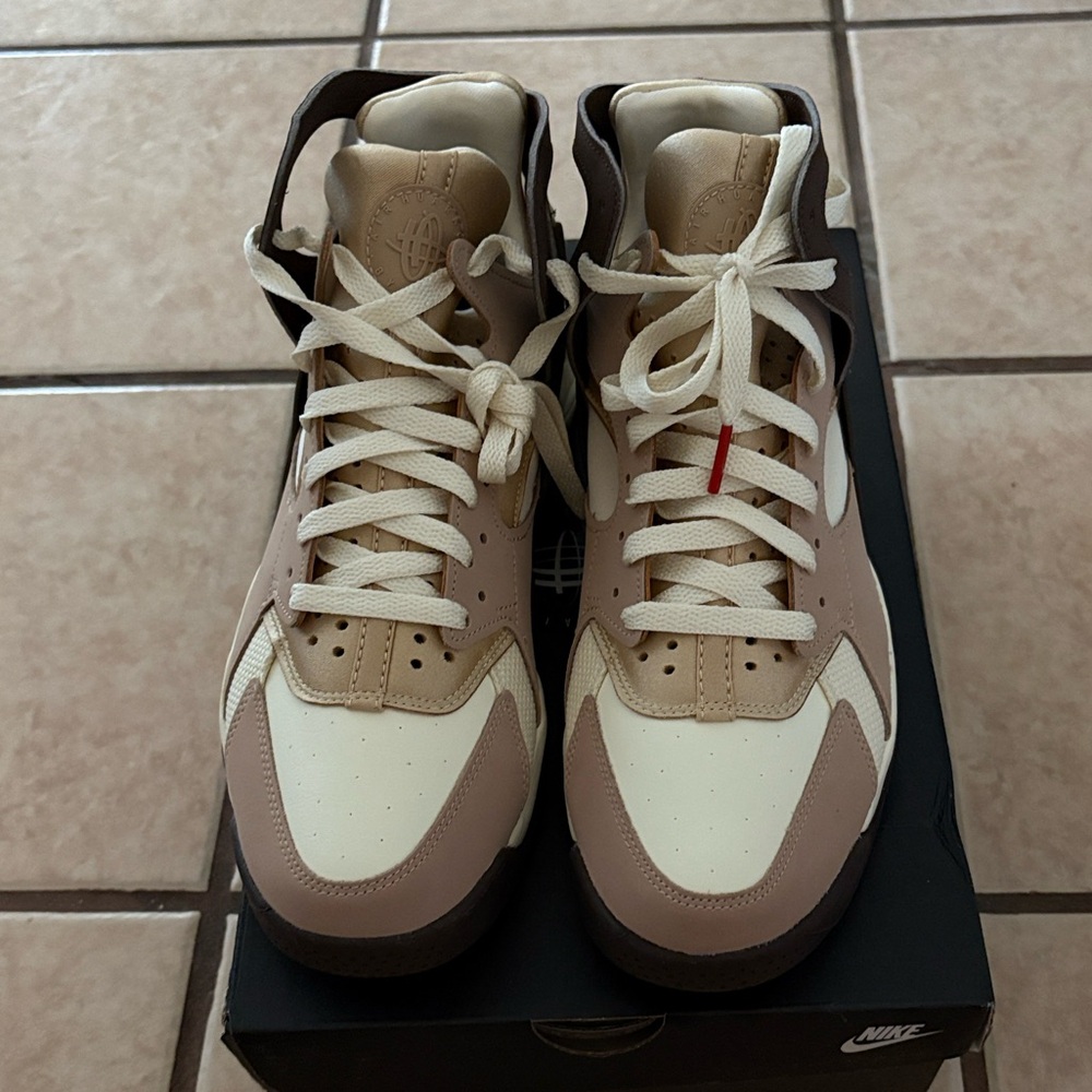 Nike Cream and Brown High-Top Sneakers - Picture 5 of 10